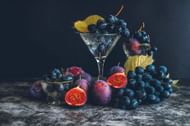 Figs are one of the yummiest fruits, sweet enough to replace sugar in your recipes. (Image via Pexels/Tijana Drndarski)